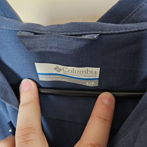 Columbia Short Sleeved Button Down Shirt - Picture 4 of 8